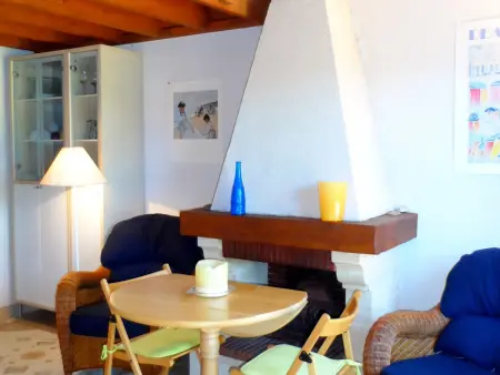 Charmant Cottage Normand avec Jardin, Proche Hippodrome, Piscine Chauffée et Tennis, Parking Privé - Photo 4
