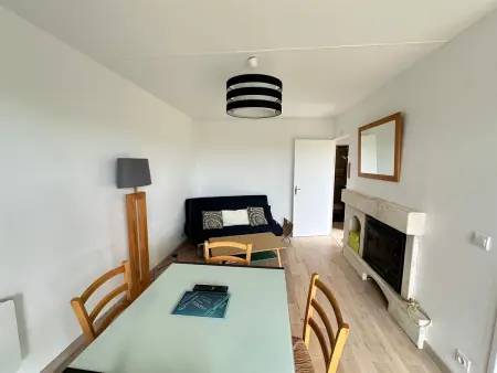 Appartement T2 avec Jardin, Proche Centre et Plage de Cabourg, Parking Inclus - Photo 3