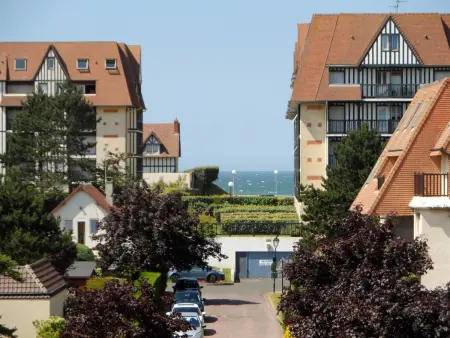 Appartement 3 pièces à Cabourg, 300m de la plage, 6 pers, balcons, parking, animaux acceptés - Photo 8
