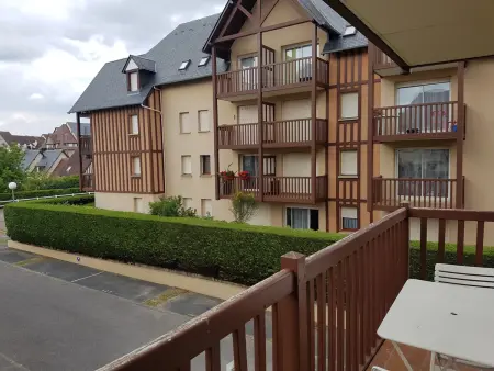 Appartement 2 pièces à Cabourg - Proche plage et centre-ville, balcon et parking privé - Photo 11