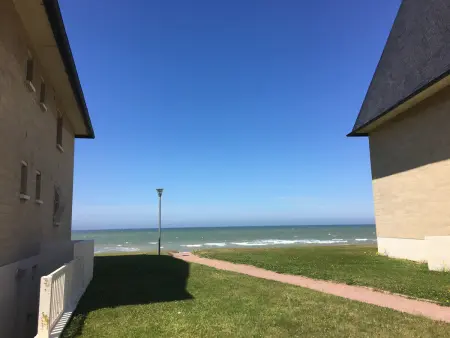 Appartement Varaville: Face à la mer avec loggia et parking privé, 4 pers. - Photo 10