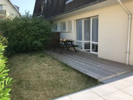 Appartement 2 pièces avec terrasse près de la plage - Merville-Franceville - Photo 3