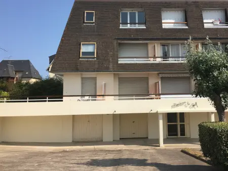 Appartement 2 pièces avec terrasse près de la plage - Merville-Franceville - Photo 10