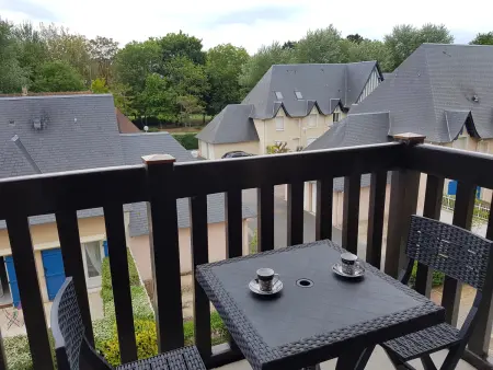 Charmant T2 à Cabourg, proche plage et centre-ville, balcon et parking gratuit - Photo 2