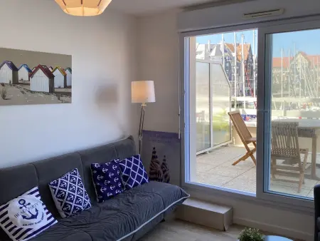Bel Appartement Duplex 4 pièces avec Vue sur Port et Terrasse - Photo 2