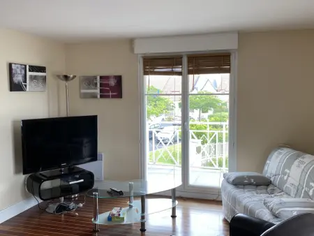 Appartement 3 pièces calme avec ascenseur à Dives-sur-Mer - Photo 4