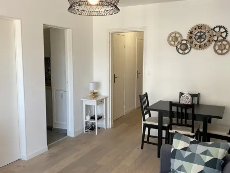Charmant 2 pièces avec parking et ascenseur, proche centre-ville de Cabourg - Photo 2