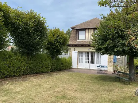 Villa avec Jardin à Cabourg, Proche Plage et Centre - Photo 1