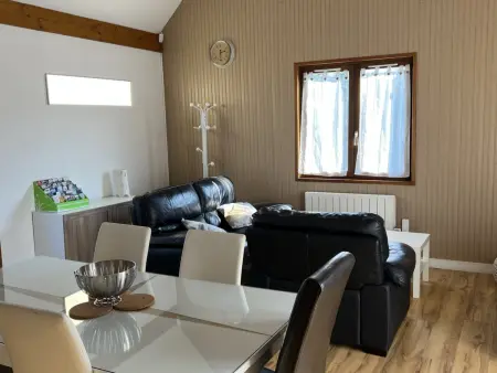 Charmant chalet 4P avec jardin privatif, proche plage et commerces à Merville-Franceville - Photo 4