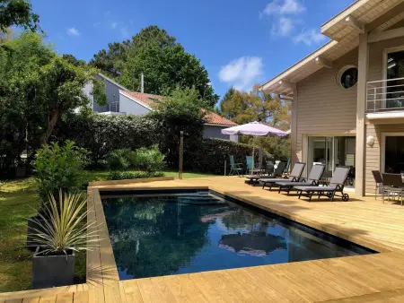 Villa contemporaine à Seignosse avec piscine chauffée, proche océan - Photo 1