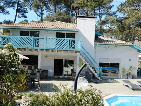 Spacieuse villa au golf avec piscine privée, parking, et services de conciergerie - Photo 1