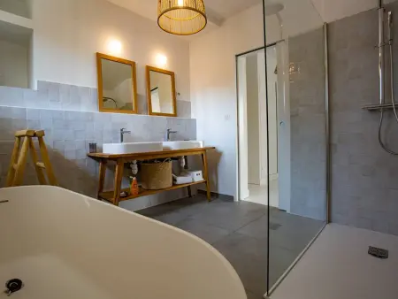 Villa rénovée avec spa et piscine chauffée à Hossegor, proche plage et golf - Photo 18