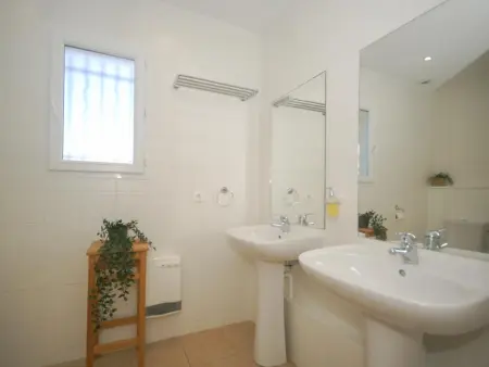 La petite truffe, Villa dans petit domaine avec piscine et tennis - Photo 15