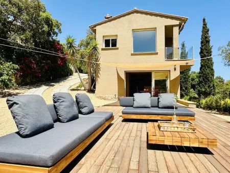 Villa moderne avec piscine privée, climatisation et Wi-Fi à Sant Feliu de Guíxols - Photo 1