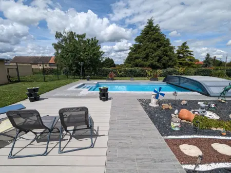 Titre proposé : Gîte familial avec piscine chauffée, jardin et jeux pour enfants à l'orée de la forêt d'Orléans - Photo 6