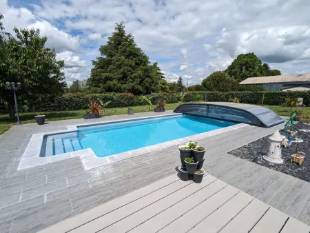 Titre proposé : Gîte familial avec piscine chauffée, jardin et jeux pour enfants à l'orée de la forêt d'Orléans - Photo 7