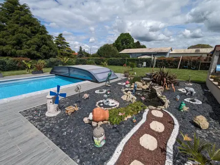 Titre proposé : Gîte familial avec piscine chauffée, jardin et jeux pour enfants à l'orée de la forêt d'Orléans - Photo 10