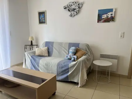 T2 climatisé avec terrasse, proche plages et commerces, idéal famille, linge inclus - Photo 1