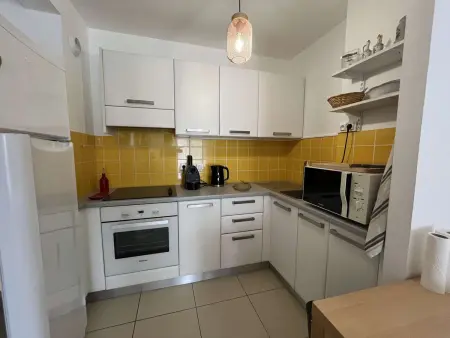 T2 climatisé avec terrasse, proche plages et commerces, idéal famille, linge inclus - Photo 6