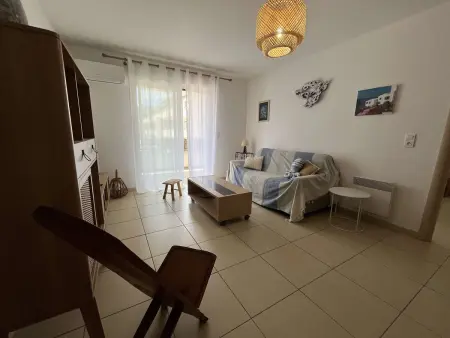 T2 climatisé avec terrasse, proche plages et commerces, idéal famille, linge inclus - Photo 9