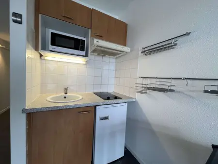 Appartement 1 pièce avec balcon et parking à La Rochelle - Photo 4