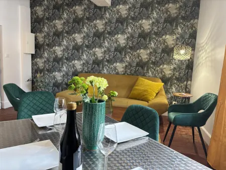 Duplex de charme au cœur historique de Moulins avec équipements modernes et literie incluse - Photo 1
