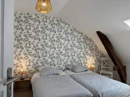 Duplex de charme au cœur historique de Moulins avec équipements modernes et literie incluse - Photo 2