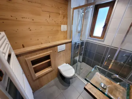 Appartement familial confortable aux Gets, capacité 4 personnes, balcon et WiFi - Photo 9