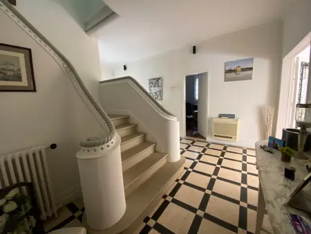 Villa avec Piscine Intérieure, 5 Chambres, Proche Plage et Commerces à Arcachon - Photo 11