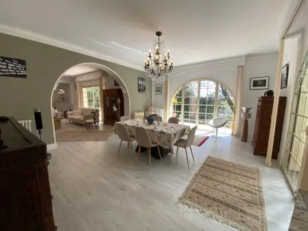 Villa avec Piscine Intérieure, 5 Chambres, Proche Plage et Commerces à Arcachon - Photo 19