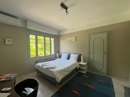 Villa avec Piscine Intérieure, 5 Chambres, Proche Plage et Commerces à Arcachon - Photo 23