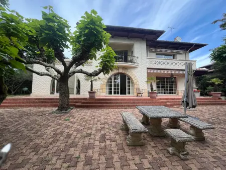 Villa avec Piscine Intérieure, 5 Chambres, Proche Plage et Commerces à Arcachon - Photo 26