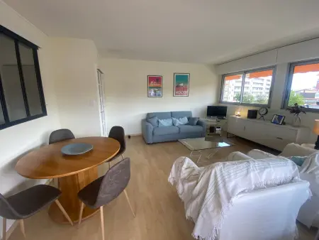 Appartement T3 rénové face plage avec terrasse et parking sécurisé - Arcachon - Photo 8