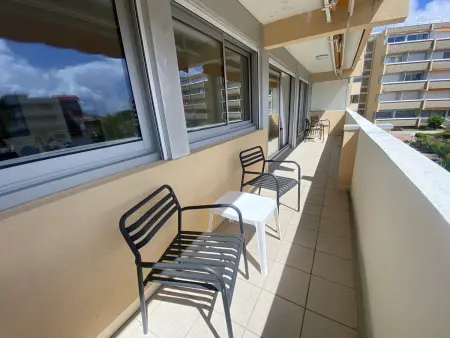 Appartement T3 rénové face plage avec terrasse et parking sécurisé - Arcachon - Photo 13