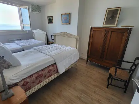 Saint-Jean-de-Luz, appartement T3, 4 couchages, centre historique, WIFI, non-fumeur - Photo 3