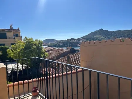 Maison T3 rénovée à Collioure, 2 chambres, balcon - Photo 3