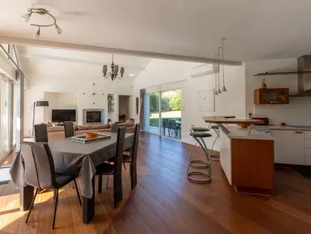 Villa familiale avec piscine chauffée, clim, 4 chambres, proche golf et plages - Photo 9