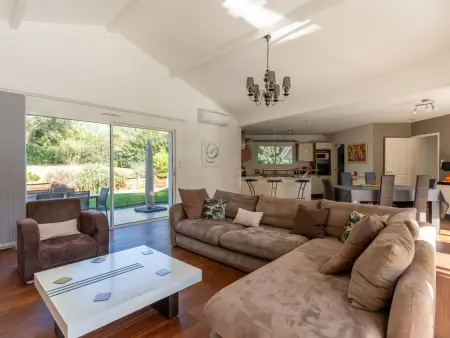 Villa familiale avec piscine chauffée, clim, 4 chambres, proche golf et plages - Photo 17