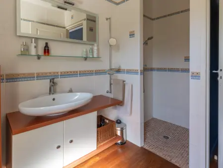 Villa familiale avec piscine chauffée, clim, 4 chambres, proche golf et plages - Photo 21