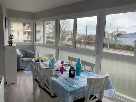 Charmant T2 à Cabourg, proche centre et plage, calme, loggia, ascenseur, animaux acceptés - Photo 3
