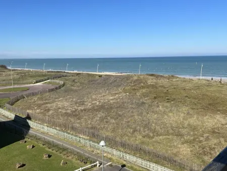 Appartement 2 pièces avec balcon et accès direct plage à Cabourg, animaux admis - Photo 2