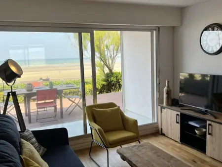 Appartement 2P, Rez-de-jardin, Accès Plage, Animaux OK, Parking, Internet Inclus - Photo 1