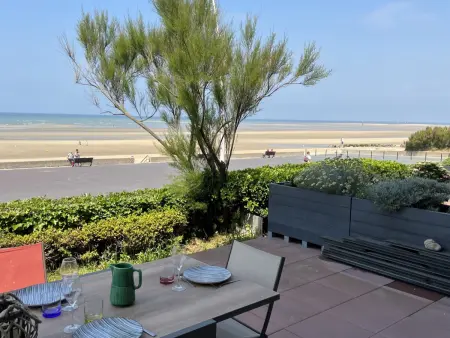 Appartement 2P, Rez-de-jardin, Accès Plage, Animaux OK, Parking, Internet Inclus - Photo 3