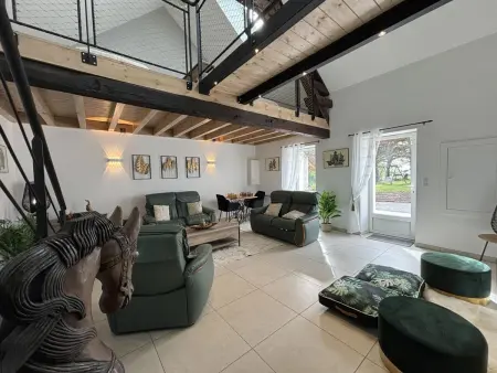 Maison charmante avec piscine et climatisation à Haut-Bocage - Photo 1