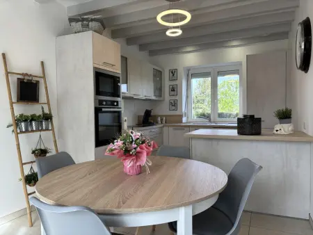 Maison charmante avec piscine et climatisation à Haut-Bocage - Photo 4
