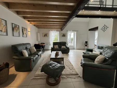 Maison charmante avec piscine et climatisation à Haut-Bocage - Photo 8