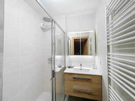 Appartement neuf 3 chambres proche village avec parking - Photo 6