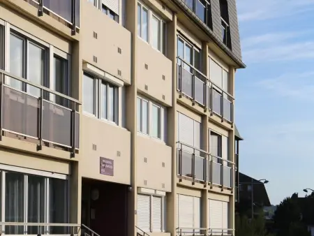 Appartement moderne avec vue sur mer et parking privatif - Photo 17