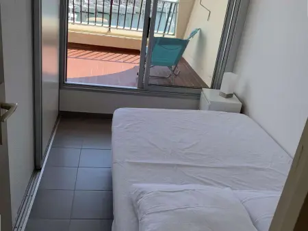 Port Camargue : Charmant T3 refait, 100m plage, piscine privée, parking, pour 4 pers. - Photo 7