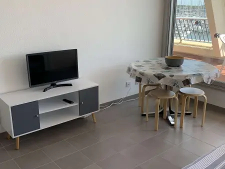 Port Camargue : Charmant T3 refait, 100m plage, piscine privée, parking, pour 4 pers. - Photo 14